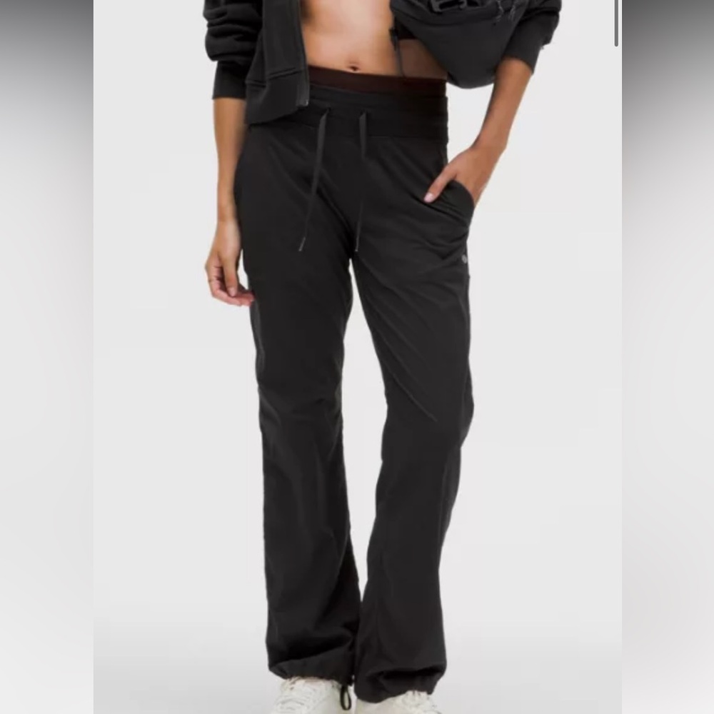 SOLD!!! Lululemon Women’s Dance Studio Pant in Black Mid Rise to High Waisted